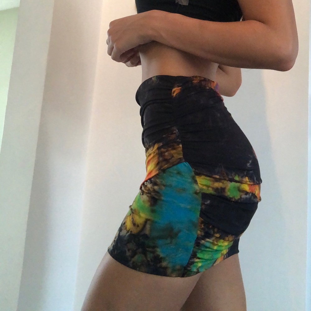 Museum Australia stretch mini skirt